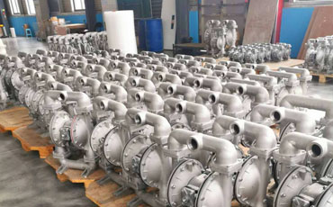 What is the maintenance method of equipment for dry powder dosing metering pump?